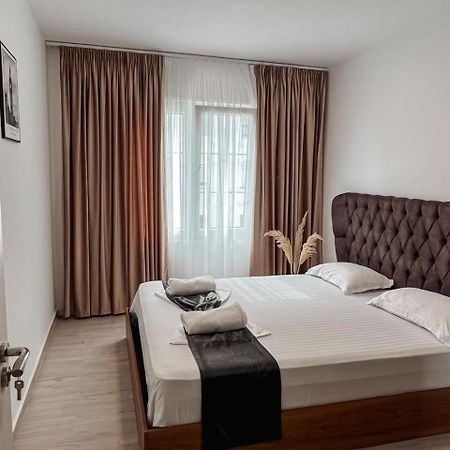 טיראנה Lovely Apartment מראה חיצוני תמונה