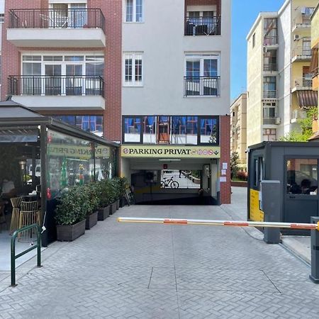 טיראנה Lovely Apartment מראה חיצוני תמונה