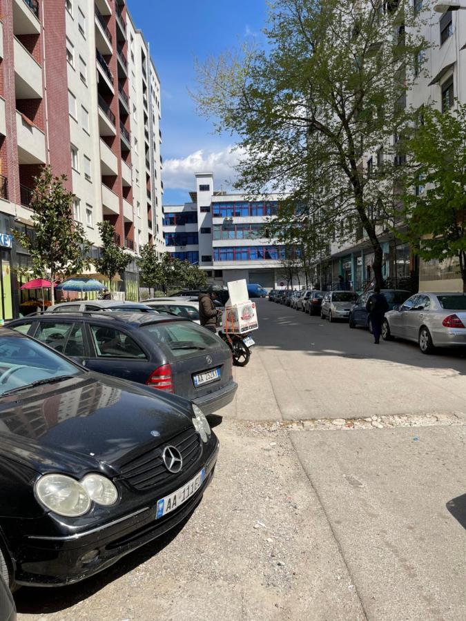 טיראנה Lovely Apartment מראה חיצוני תמונה